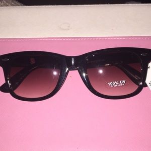 100%UV Protection ladies sunglasses brand new